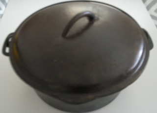 Cast Iron Dutch Oven