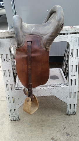 English Saddle