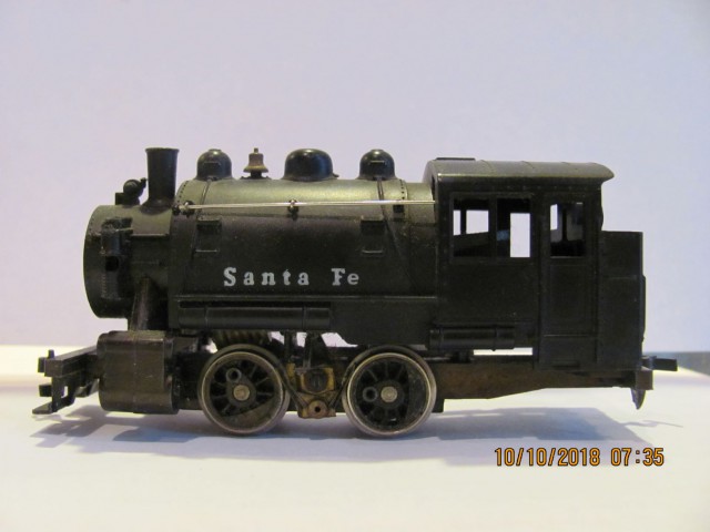 Mantua Sante Fe HO Locomotive